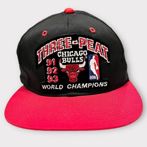 VINTAGE NBA Chicago Bulls Three-Peat World Championship ‘91 ‘92 ‘93 SnapBack hat